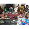 Image 9 : Lot: Watches, Keychains, Cologne, Books, Collectibles