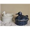 Image 1 : Ceramic Duck-Shaped Covered Dishes