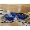Image 13 : Blue and White Kitchenware and Tableware Items