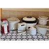 Image 1 : Small Kitchen Appliance Lot With Crock-Pots Roaster Popcorn Maker