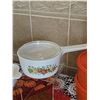 Image 3 : Kitchenware Including CorningWare, Pyrex, Vintage Crock Pot
