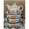 Image 2 : Kitchenware Lot with Floral Teapot, Baking Dishes, and Pitcher