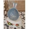 Image 4 : Kitchenware Lot with Floral Teapot, Baking Dishes, and Pitcher