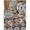 Image 5 : Fine China Floral Tea and Dinnerware Set