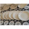 Image 3 : Noritake Glenrose 16-Piece Stoneware Dinnerware Set USA