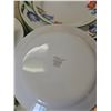 Image 2 : Corelle Tulip Pattern 20-Piece Dinnerware Set