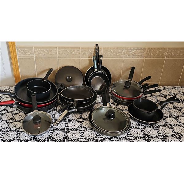 Nonstick Frying Pans and Pots With Glass Lids, 13 Pieces