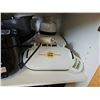Image 2 : Small Kitchen Appliances and Cookware Lot