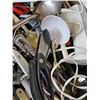 Image 3 : Large Mixed Lot Of Kitchen Utensils And Gadgets