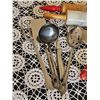 Image 2 : Kitchen Utensils and Rolling Pins