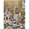 Image 4 : Blue and White Porcelain Figurines and Clock