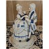 Image 3 : 4 Porcelain Victorian-Style Figurines