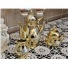 Image 3 : Yamatoro Japan Gold Porcelain Tea Set and Etched Glassware Collection