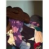 Image 4 : Massive Closet Lot of Ladies Plus Size Clothes 2X-3X