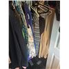 Image 7 : Massive Closet Lot of Ladies Plus Size Clothes 2X-3X