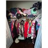 Image 1 : Large Mixed Women's Clothing and Footwear Lot