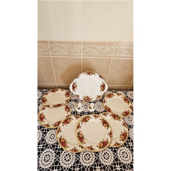 Royal Albert Old Country Roses China Plate Set with Salt & Pepper
