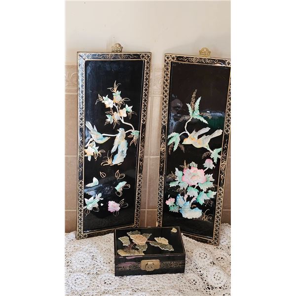 Chinese Lacquer Panels With Birds and Floral Motif and Inlaid Jewelry Box