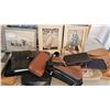 Image 1 : Women's Handbags and Framed Art Prints Collection