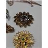 Image 3 : Rhinestone and Faux Pearl Brooch and Clip-On Earrings Lot