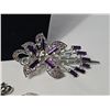Image 4 : Costume Jewellery Necklaces and Brooches