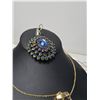 Image 4 : Costume Jewellery Necklaces and Brooches Lot