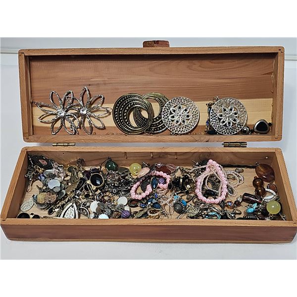 Costume Jewellery Earrings lot in Wooden Box
