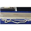 Image 5 : Chanel No. 5 Eau de Parfum, Costume Jewellery, Dynasty Pearl Necklace