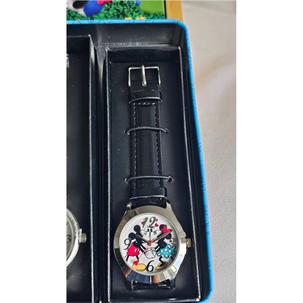 Disney and Looney Tunes Character Watch Set