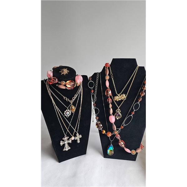 Costume Jewellery Lot With Necklaces, Bracelets, Brooches