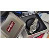 Image 5 : Fender 60th Diamond Anniversary Collector Lot With Watches and Knife