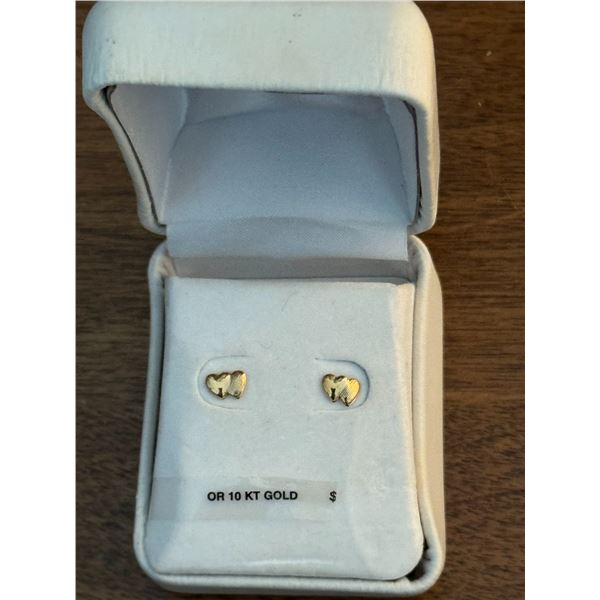 10kt Stud Earrings, 1.00g Total Weight