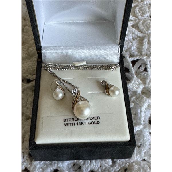 Sterling Silver and 14K Gold Pearl Jewelry Set with Chain