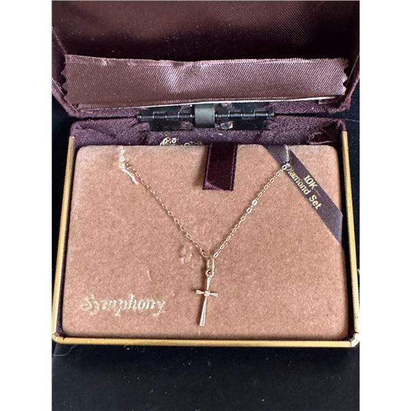 Symphony 10K Gold Diamond-Set Cross Necklace 0.81g