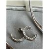 Image 2 : 34.4 Gram Sterling Silver Tri-Colour Necklace and Earring Set