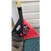 Image 6 : Garden Tools, Hose, Watering Can, Cart & Wire