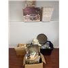 Image 1 : Mystery Lot With Natural Yogurt Maker, Italian Soup Tureen, Basket