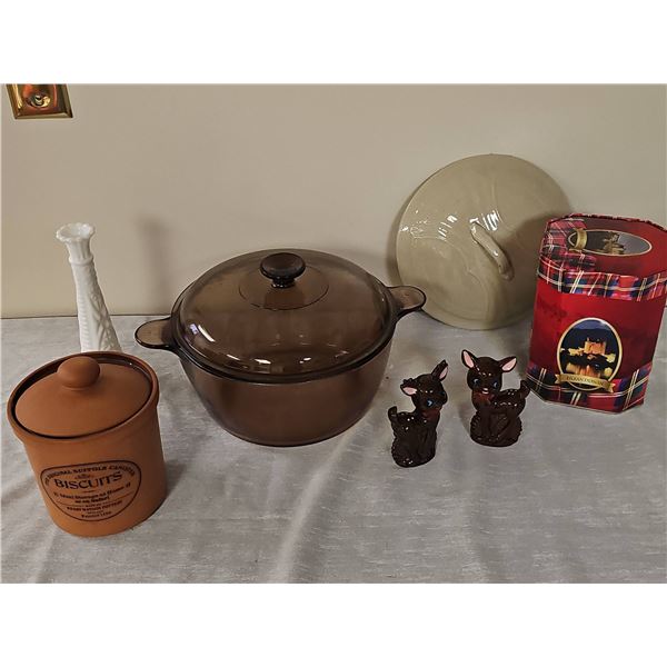 Kitchen and Decorative Items Lot