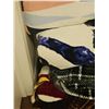 Image 3 : Fleece Throw Blankets and Pillow