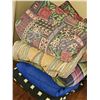 Image 2 : 5 Comforters and Quilts