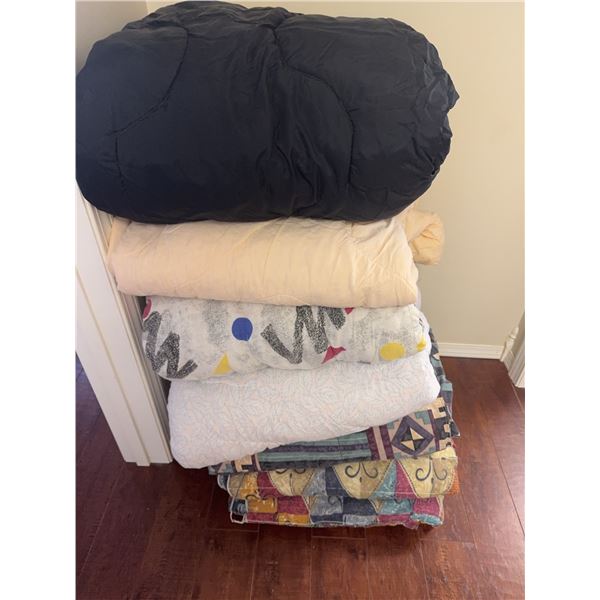 Comforters and Quilts Lot Queen