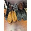 Image 4 : Pairs of Men's and Women's Shoes and Sandals