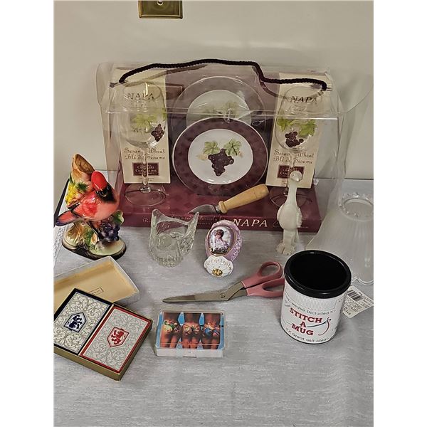 Home Decor and Kitchenware Lot