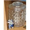 Image 4 : Collection With Pyrex Bowl, Glass Jars, Harmonica, Scissors, Brooch
