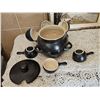 Image 3 : Black Ceramic Fondue Set with 6 Cups and Framed Landscape Art