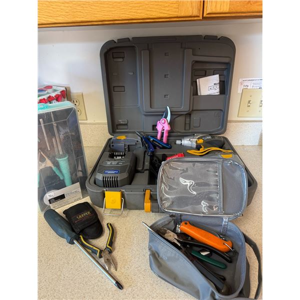 Tool Lot with Mastercraft Impact Driver and Bead Landing Kit