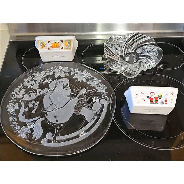 Holiday Themed Glass Platter, Glass Bowl, and Two Ceramic Napkin Holders