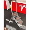 Image 1 : L1 - Little Giant Safety Step Ladder