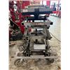 Image 2 : L2 - OTC 5285 1,650 lb. Capacity Powertrain Lift / Scissor Lift Table