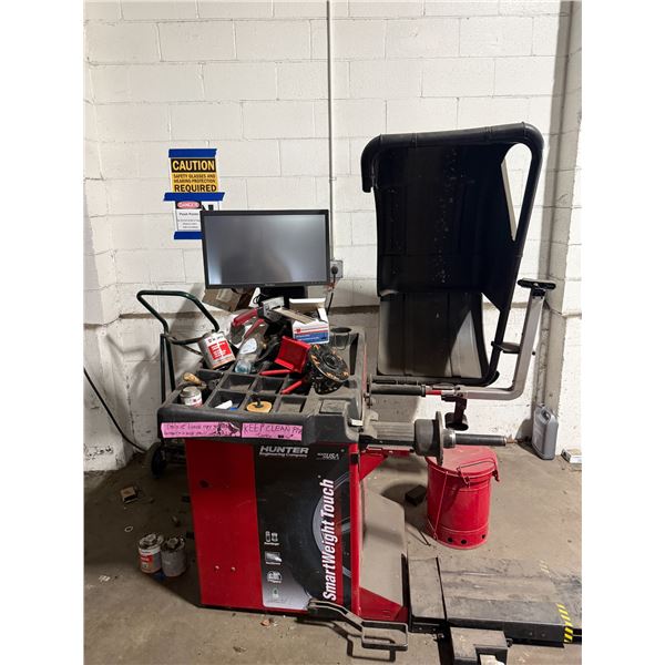 L1- Hunter Engineering Smart Weight Touch Tire Balancing Machine